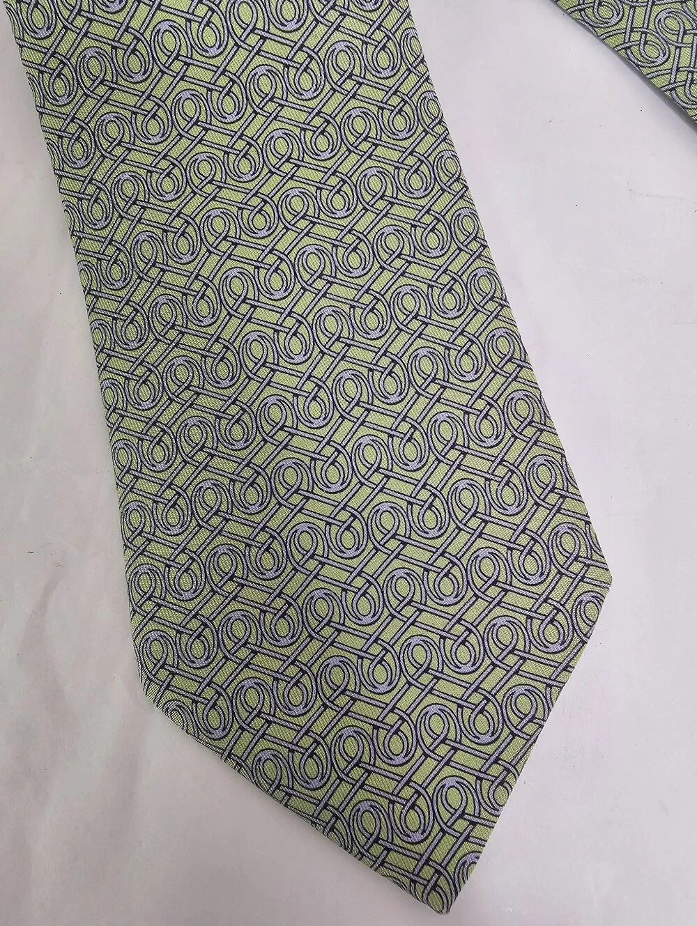 Hermès Paris Silk Tie Interlocking Chain Link Geometric Green 5101 HA Luxury - Picture 2 of 4